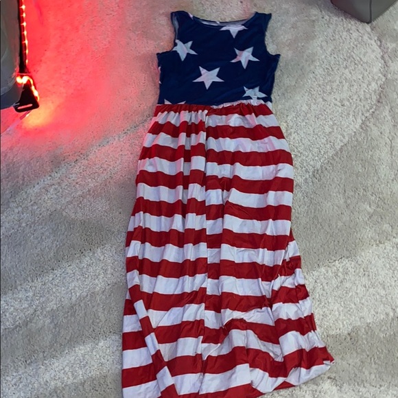 Clothes - Picture 1 of 1